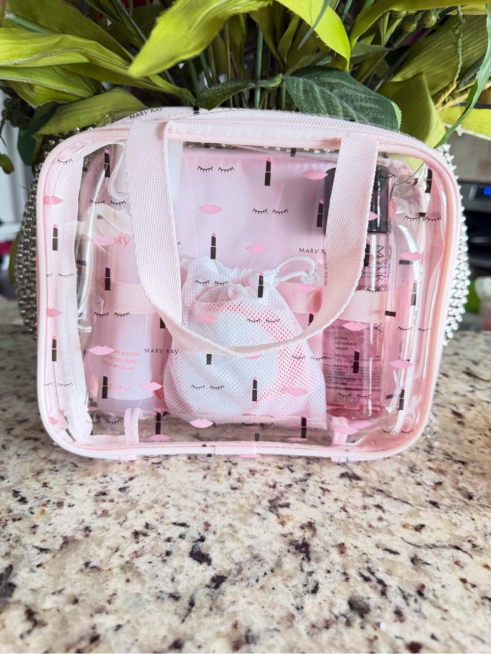 Mary Kay Special Edition Travel Bag